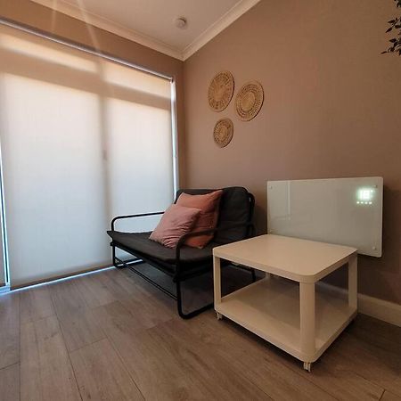 Cosy & Convenient Space Near M1, Em Airport & City Nottingham Exterior photo